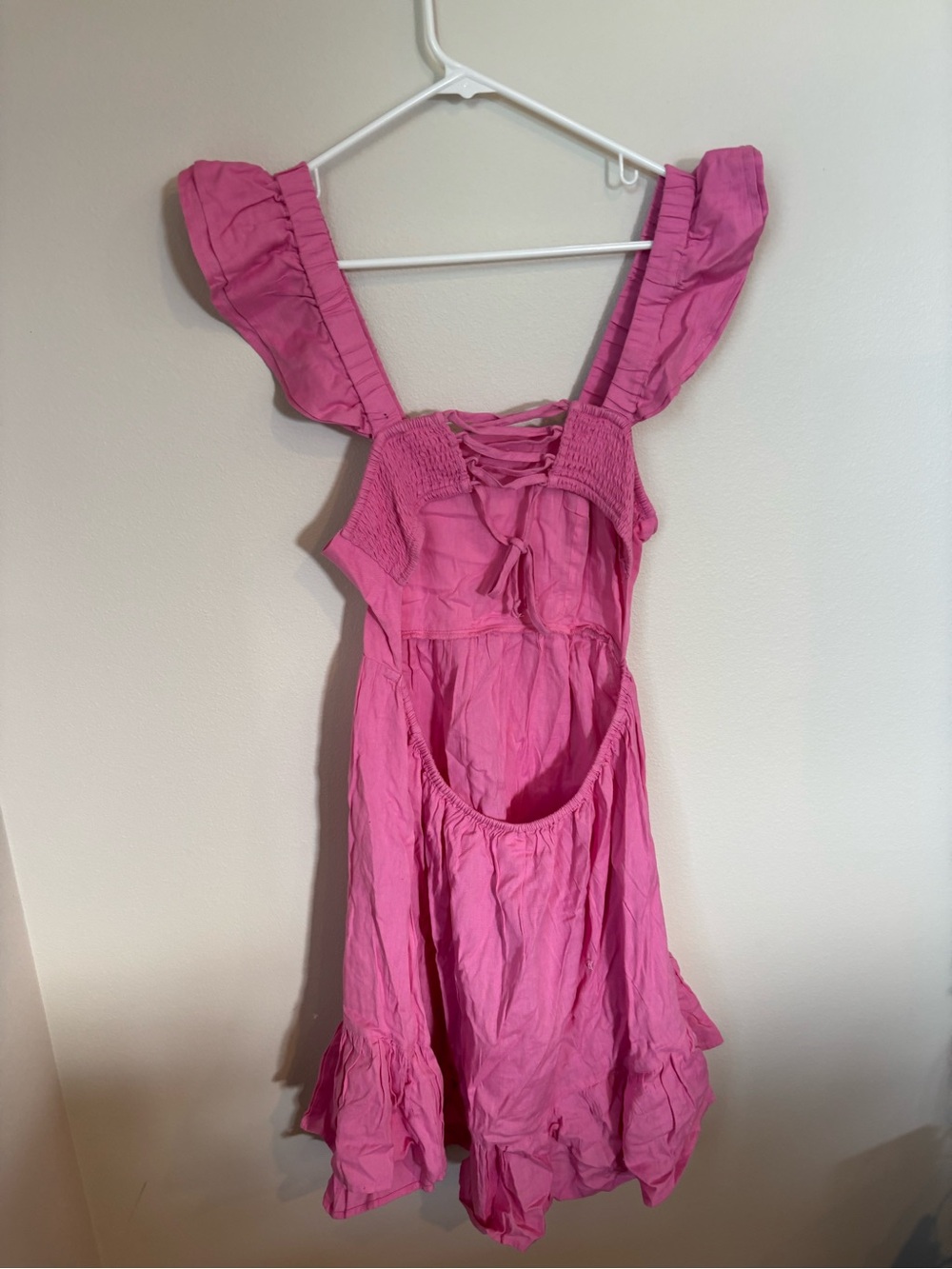 Pink Ruffle-Shoulder Backless Dress - Picture 2 of 3
